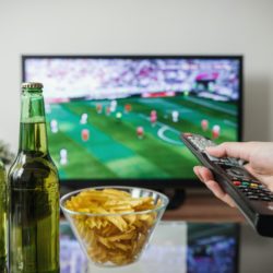 TV screens size, viewing distance and eye strain
