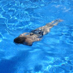 Protect eyes when swimming